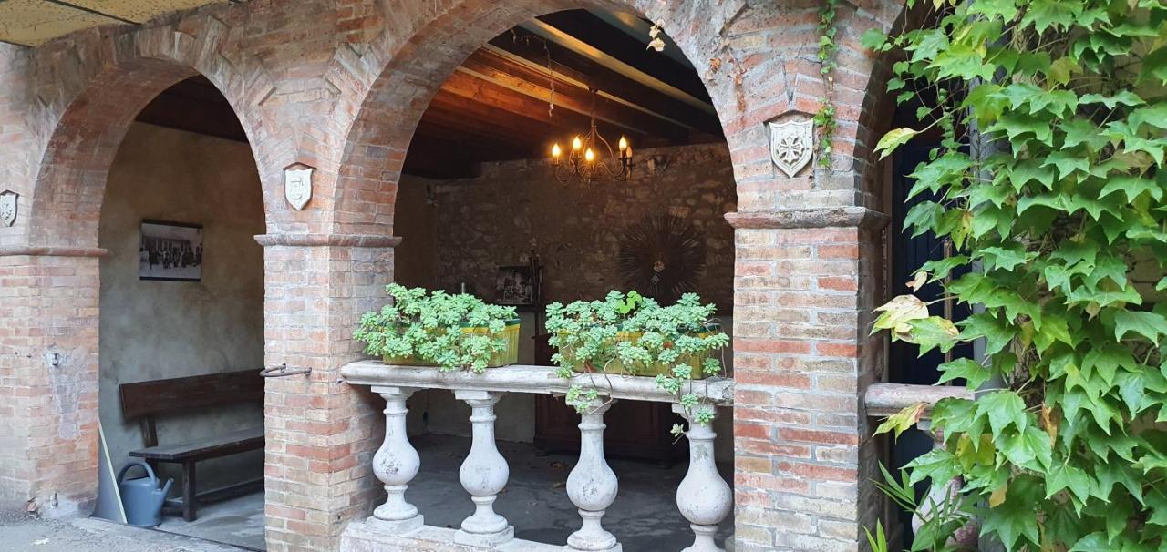 Un Petit Coin De France : A Cote De La Cite Medievale Apartment Carcassone Exterior photo